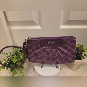 Coach Large Purple Wristlet Bag NWOT